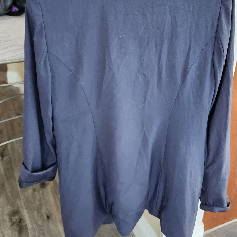 Free People- very GUC- steel blue,long blazer with  studs on pockets. Size 8 - Picture 4 of 7